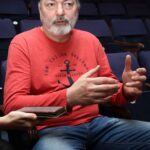 Daniel Hůlka je skvělý vypravěč. Při vzpomínkách na devadesátá léta a začátky své kariéry mluvil zaníceně a neváhal vzpomínat na své kamarády a kolegy.