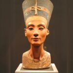 Červené barvivo bylo třeba získávané z chaluhy, která obsahuje nezanedbatelné množství jódu. Pokud někdo neměl v pořádku štítnou žlázu, čekal jej mnohdy smutný konec.