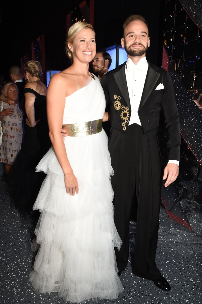 Andrea Sestini Hlaváčková se na podzim 2021 objevila také v pořadu StarDance, jejím tanečním partnerem byl Michal Necpál.