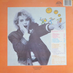 Obaly jejích tehdejších desek hovoří za vše. 