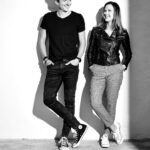 Pokud si ale na něj, dámy, brousíte zuby, máte smůlu. Jan Mansfeld je už dlouhé roky šťastný po boku této sympatické slečny.