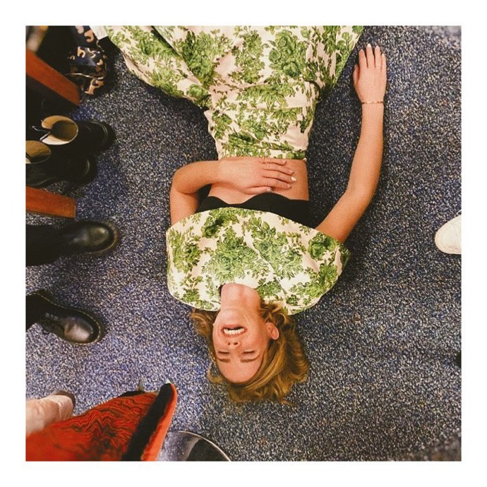 Naštěstí se Emma Watson nebere vždy vážně...