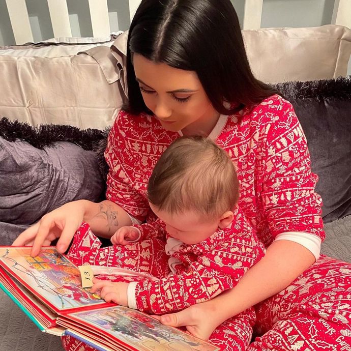 ...a Devonova partnerka Shannon McCaffrey v tom své kluky nenechala samotné.