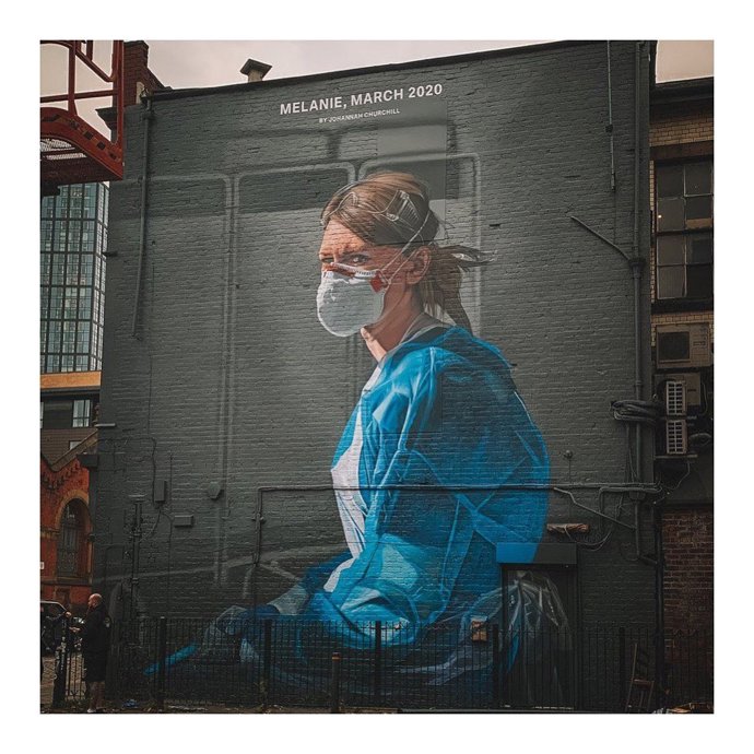 Emma Watson (Hermiona Grangerová) nemá "typický účet" na Instagramu. Místo vlastních vlastních fotek raději fotí okolí a sdílí odkazy na různé charity. A víc než na sebe se soustředí na problémy dnešního světa.