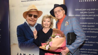 Jan Přeučil oslavil 85. narozeniny: Dramatické okolnosti je málem zhatily. Kdo slavný mu nakonec popřál?