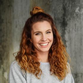 Herečka Denisa Nesvačilová používá už třináct let parfém Burberry London. 