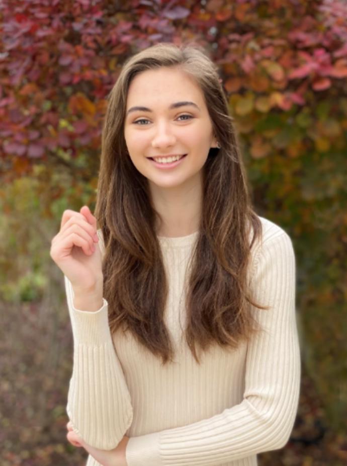 Osmnáctiletá studentka Kateřina Marešová z Hradce Králové vyvíjí v laboratoři kultivované maso.