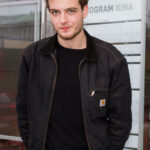 Cyril Dobrý je synem herce Karla Dobrého. Také on jde v otcových šlépějích a stal se hercem. Vidět jsme ho mohli v seriálech Zrádci, Dáma a král nebo Ulice.