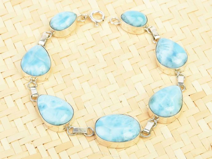 Stříbrný náramek larimar. Naturshop, 7450 Kč