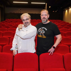 Martin Zounar bude s Filipem Blažkem v Divadle Metro hrát v představení Úvěr.