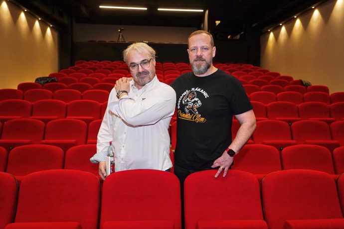 Martin Zounar bude s Filipem Blažkem v Divadle Metro hrát v představení Úvěr.