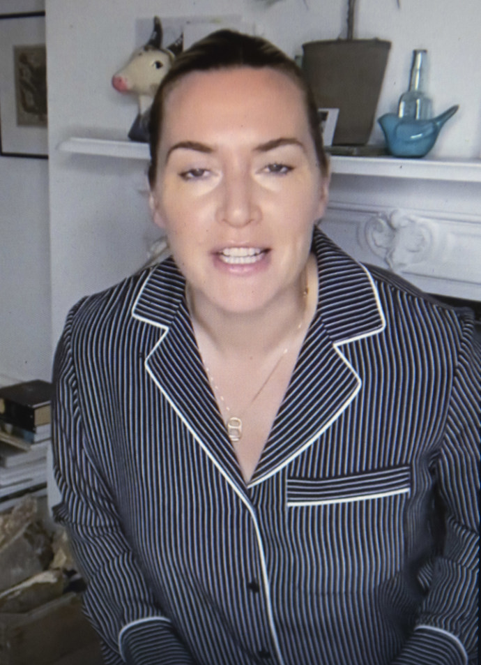 Také Kate Winslet (46) svůj vzhled extra neřeší. Nevadí jí nějaké to kilo navíc, ani tvář bez make-upu. Ví totiž, že i bez něj je prostě sexy.
