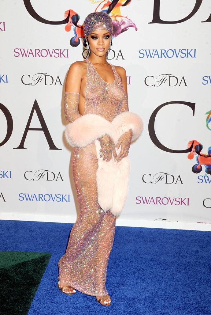 Zpěvačka se zkrátka nestydí. Jak ji asi změní mateřství?