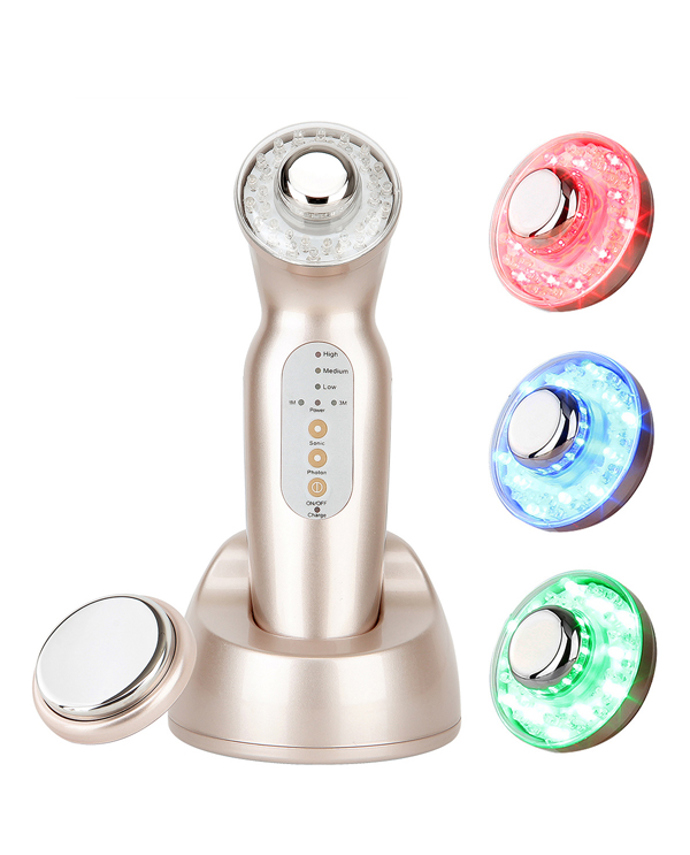 Kosmetický přístroj na obličej a tělo Bodyface Switch nahrazuje použití až tří přístrojů péče o pleť. BeautyRelax, 2990 Kč