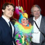 Jasmine Adamcovou přišli do divadla podpořit starší brácha Daniel a otec Jiří Adamec.