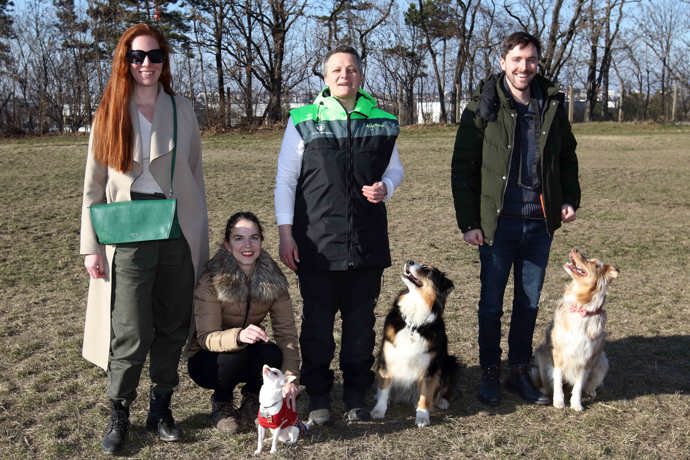 Čenda už se zúčastnil také tréninku pod vedením odbornice, paní Zdeňky Koldové. Sekundoval fence Amy, která je mazlíčkem herce Karla Heřmánka mladšího a jeho manželky Nikol Kouklové.