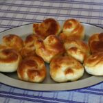 Proto můžeme o Velikonocích narazit na tradiční pečivo zvané Jidáše.