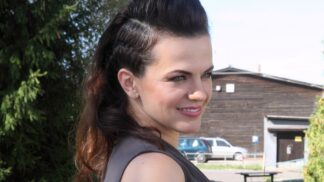 Zpěvačka Marta Jandová našla v opuštěném bytě poklad po mamince. Jak s ním naložila?