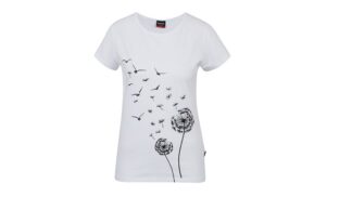 Znáte nejnovější jarní trendy?  Módě kralují přírodní vzory, nevšední barevné kombinace i originální tenisky!