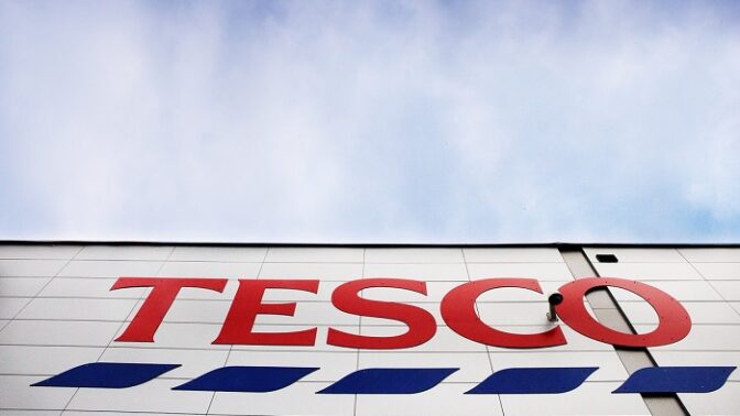 Tesco chce usnadnit začlenění ukrajinských uprchlíků nabídkou neobsazených pracovních příležitostí