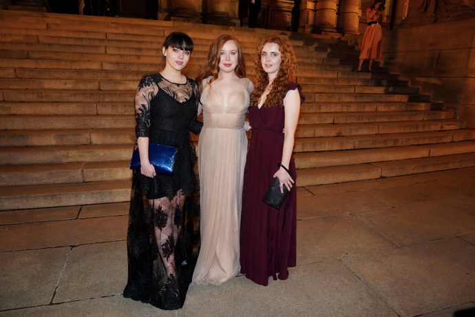 Herečce dělaly na Českých lvech společnost kamarádky a kolegyně Martina Babišová (vpravo) a Klára Miklasová (vlevo).