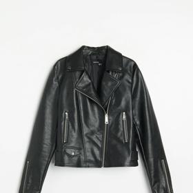 Černý dámský koženkový křivák. Reserved, 659 Kč