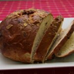 Mazanec se v českých kuchařských záznamech objevuje již od 15. století.