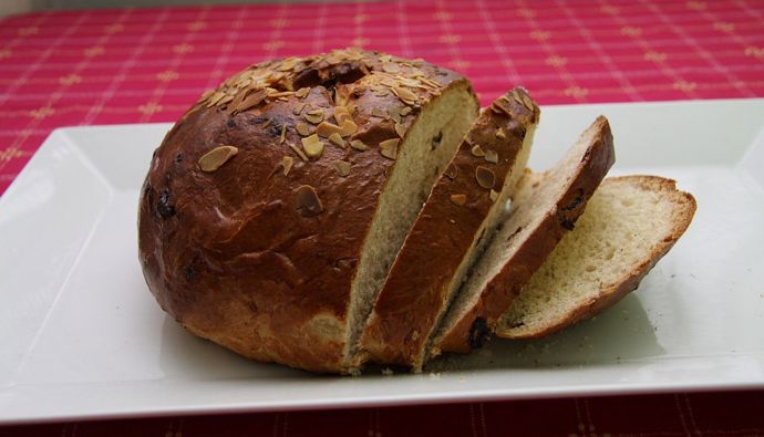 Mazanec se v českých kuchařských záznamech objevuje již od 15. století.