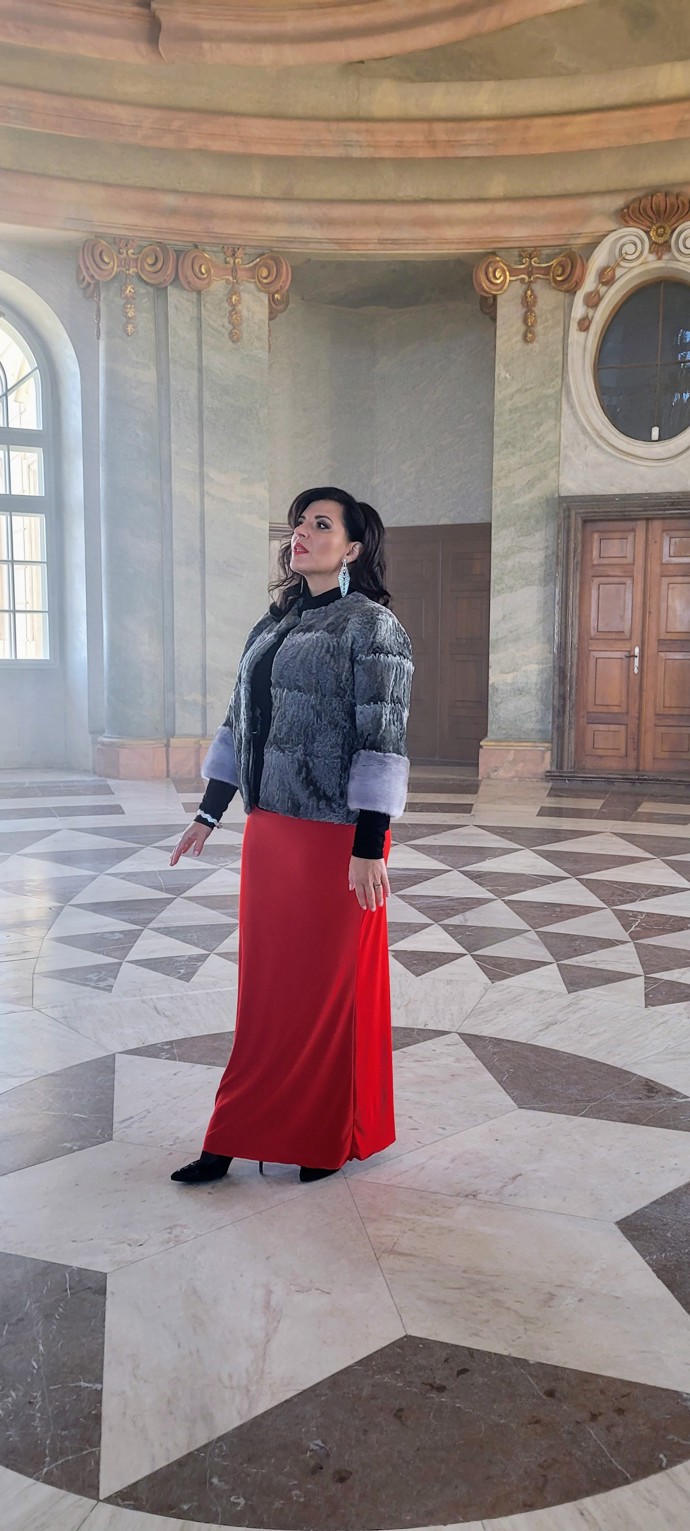 Natáčení videoklipu probíhalo v Mramorovém sále zámku Karlova Koruna v Chlumci nad Cidlinou.