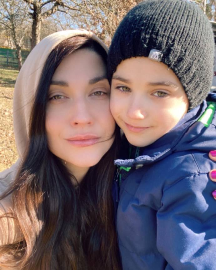 Zpěvačka svému synovi přezdívá Pan Obočíčko. Je evidentní proč.