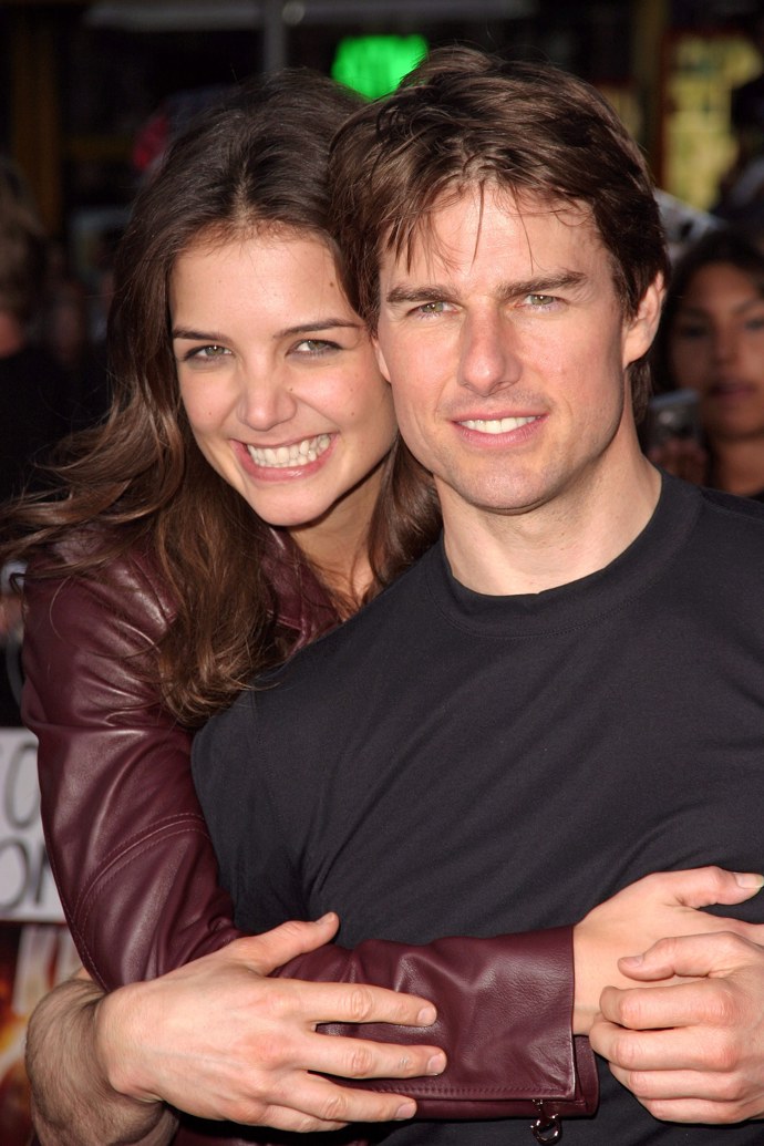 Tom Cruise si po rozvodu s Nicole Kidman vzal kolegyni Katie Holmes. Ta se stala nejen náhradní mámou Connorovi a Isabelle, ale i mámou Tomova jediného biologického potomka, dcery Suri. Ani jim ale manželství nevydrželo, rozvedli se v roce 2012.