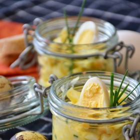 Vajíčkový salát poslouží jako lehký oběd nebo svačinka.