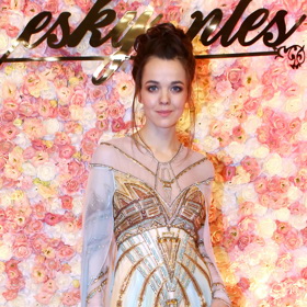 Lilia se v tomto směru snaží šířit osvětu a o tématu nejen mluví, ale vyzdvihuje také jeho benefity. Mezi ty patří například prohloubení intimity nebo silnější orgasmus partnerky.