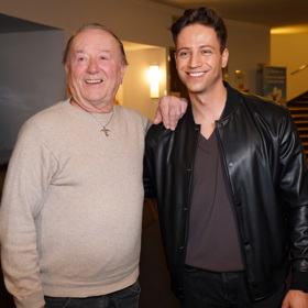 Syna zesnulého bubeníka kapely Olympic si oblíbil i Petr Janda. Ten připravuje pro změnu muzikál Okno mé lásky - a Milan u toho nesmí chybět.