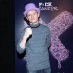 Moderátor Martin Mikyska říká: „Dneska je dost jednoduchý se obklopovat jen bezstarostnou zábavou. Žít v bublině pozitivity a dobrých pocitů." Kampaň podle něj může narušit apatii a upozornit na problém.