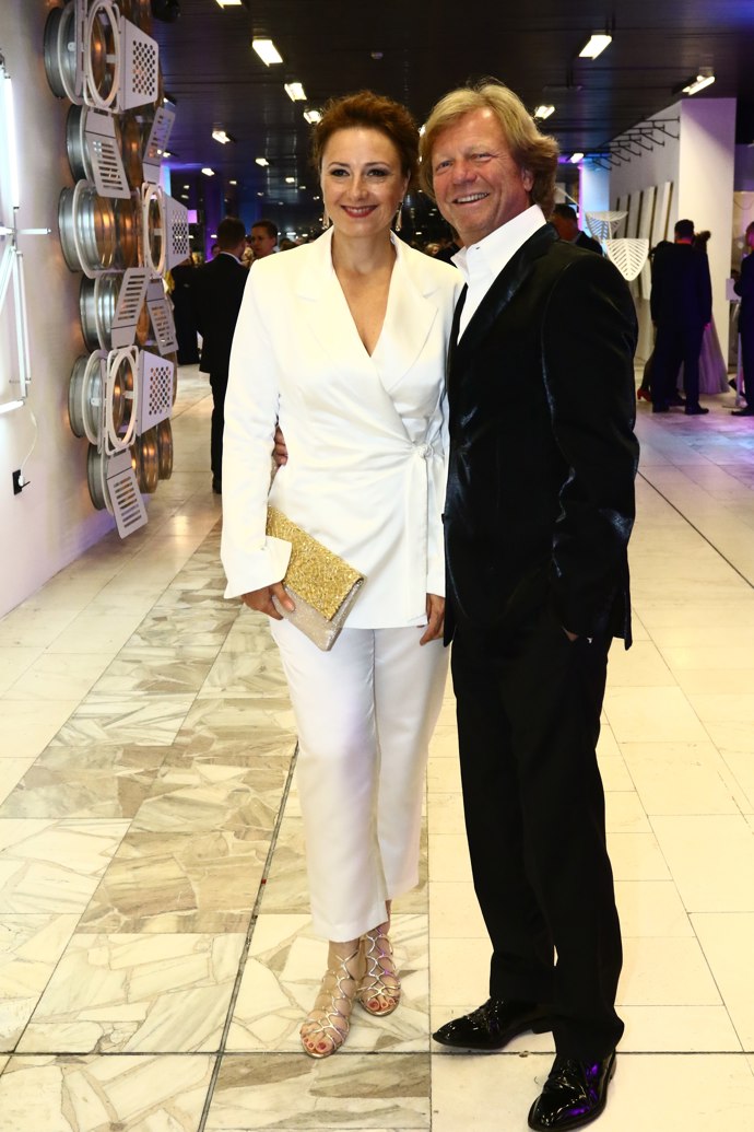 Maroš Kramár s herečkou Zuzanou Mauréry na filmovém festivalu v Karlových Varech.