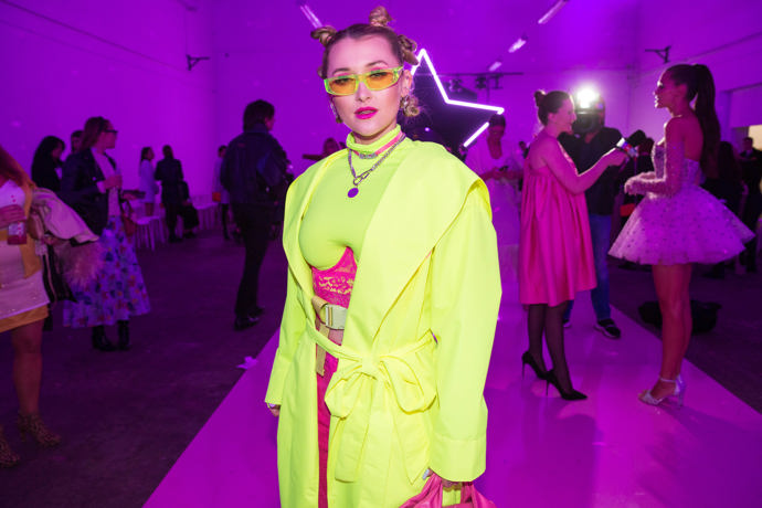 Rebelka Sharlota navštívila letošní Mercedes-Benz Prague Fashion Week a na večerní afterparty byla nepřehlédnutelná.