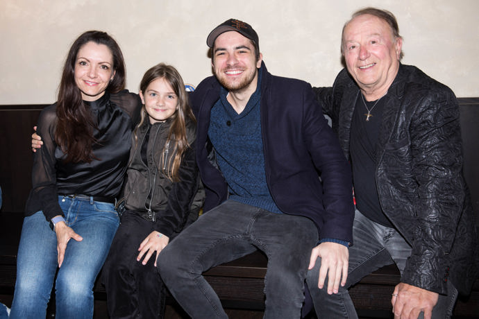 Petr Janda nejmladší, potomek Jandova zesnulého syna Petra, který podlehl rakovině.