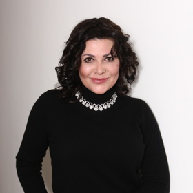 Ilona Csáková vzkazuje, že není modelka, ale živí se zpěvem. 