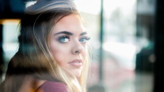 Miriam (29): S tátou jsme se před lety pohádali tak, že mě nechce vidět ani na smrtelné posteli