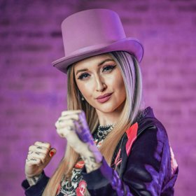 Rapperka Sharlota říká, že se do kampaně zapojila mimo jiné proto, že rakovinou trpí jeden člen její rodiny.