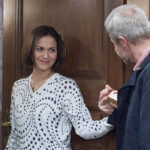 Pak ovšem začne v Ulici přituhovat. Manipulátor Luděk krouží kolem Vandy. Ta si myslí, že má o ni opravdový zájem.