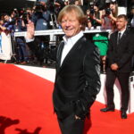 Jak sám říká, pochází z Bratislavy, je proto klukem z města.