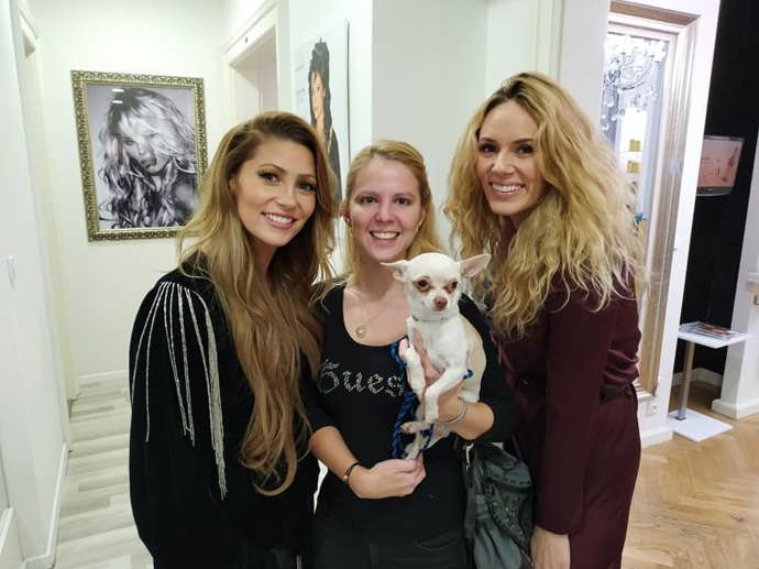 Čenda se díky mé profesi seznámil už s řadou celebrit. Jmenovat můžeme zpěvačku Terezu Kerndlovou či influencerku Nikol Moravcovou.