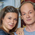 Bedřich (Adrian Jastraban) a Alice (Eva Hacurová) to spolu táhli dva a půl roku.
