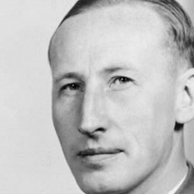 Vyhlazení Lidic bylo reakcí na atentát na zastupujícího říšského protektora Heydricha...