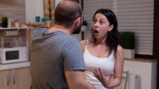 Veronika (35): S manželem jsme se pohádali kvůli letní dovolené. Já chci oddych, on divočinu na vodě