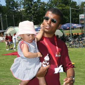 Dcera Reye Korantenga, Sofie je dnes už velká slečna, která se zajímá o umění.