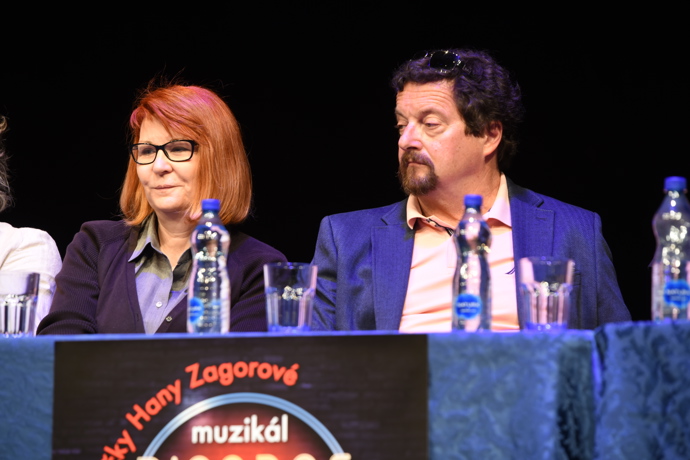 V roce 2012 prodělal vážný zdravotní problém, kdy mu selhala aorta. Po následné dlouhé narkóze a klinické smrti začal Michal Viewegh trpět výpadky paměti, poruchami koncentrace a depresemi.