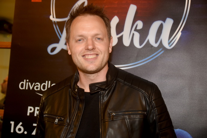 Muzikálový zpěvák Jan Kříž s Hankou Zagorovou mluvil o scénáři i písních, které v představení zazní.